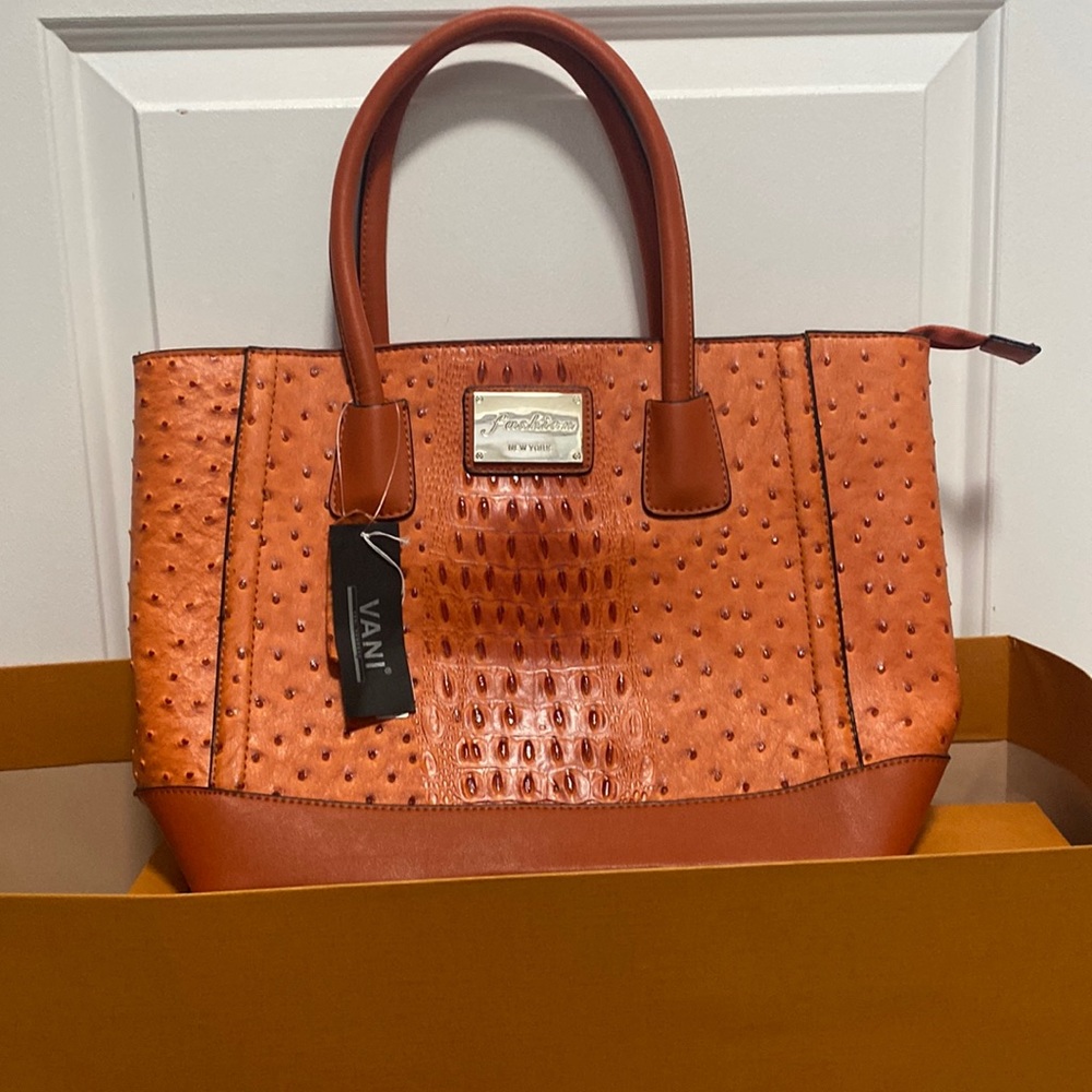 New with tags orange red crocodile print handbag with crossbody strap